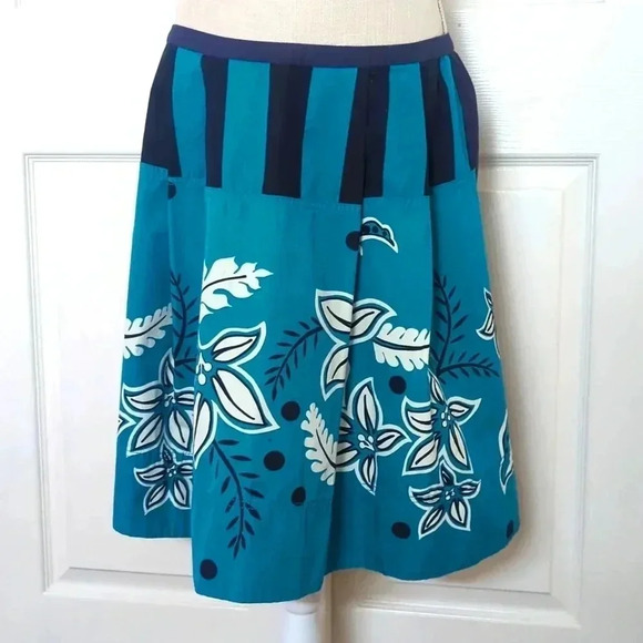 Marc Jacobs A line Pleated Skirt - Picture 1 of 4